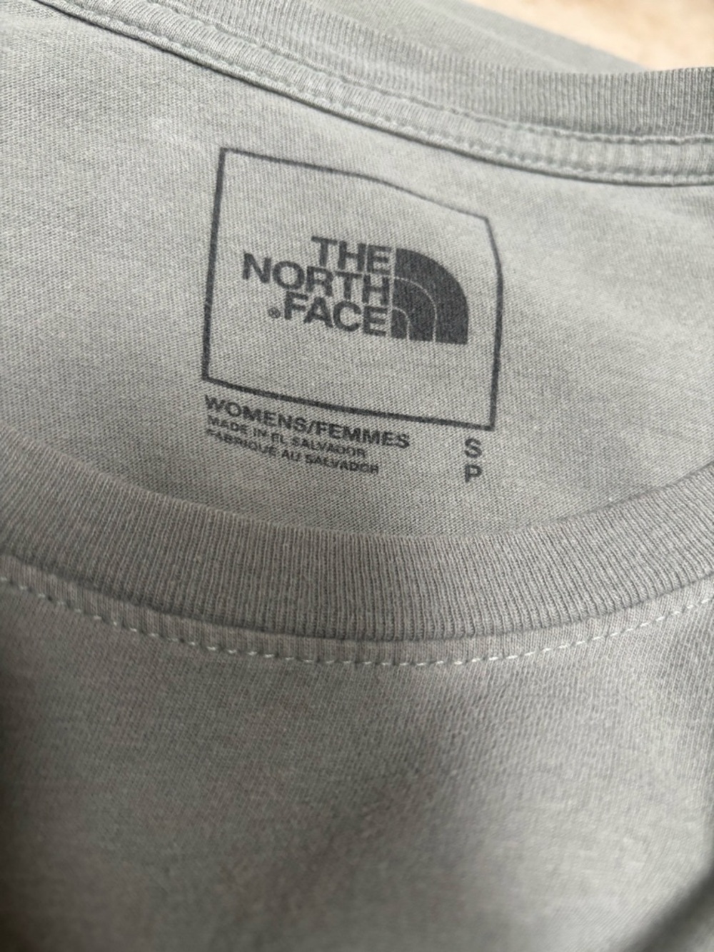 The North Face Grey Crew Neck Logo T-Shirt Women’s Size Small - Picture 4 of 5